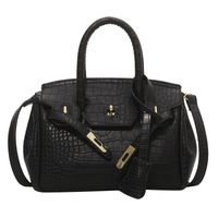 Fashion Big Bag Women's New Fashion Handbag Large-capacity Shoulder Messenger Bag main image 6