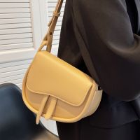 New Fashion Messenger Bag Texturesingle Shoulder Underarm Saddle Bag sku image 5