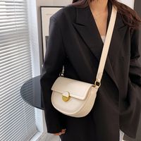 Textured Small Bag Autumn And Winter New Fashion Niche Chain Shoulder Messenger Bag Saddle Bag sku image 1