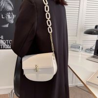 Simple Semi-circle Saddle Bag Fashion New Niche Design Solid Color Chain Shoulder Messenger Bag sku image 4