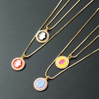 European And American Creative Palm Round Pendant Necklace Copper Clavicle Chain Jewelry main image 1