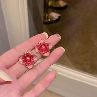 Simple Geometric Flower Earrings Diamond Red Alloy Earrings sku image 1