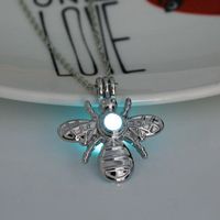 European And American Luminous Diy Bee Pendant Necklace Wholesale sku image 1