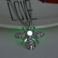 European And American Luminous Diy Bee Pendant Necklace Wholesale sku image 3