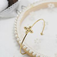 Fashion Simple Titamium Steel Cross Flower-shaped Inlaid Diamond Bracelet main image 3