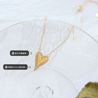 Korean Heart-shape Zircon Titanium Steel Necklace Wholesale main image 3