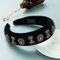 Baroque Retro Rhinestone Headband Female Flannel Thickened Thin Sponge Wide Brim Headband main image 3