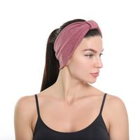 Serre-tête Pour Dames En Velours Noué Hiver Anti-feuille Doux Et Chaud De Couleur Pure main image 4