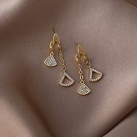 Fashion Sense Copper Micro-inlaid Zircon Hollow Fan-shaped Earrings main image 3