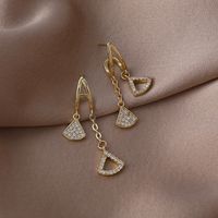 Fashion Sense Copper Micro-inlaid Zircon Hollow Fan-shaped Earrings main image 5