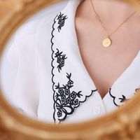 Fashionable Geometric Awning Star Inlaid Pearl Titanium Steel Plated 18k Real Gold Necklace sku image 2