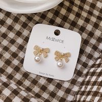 Exquisite Pearl Bow Stud Earrings Simple Trendy Temperament Earring main image 5