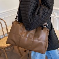 Niche Jacket Large-capacity Bag Female 2021 New Autumn And Winter Messenger Bag main image 3