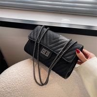 Women's New Fashion Texture Rhombus Chain Single-shoulder Messenger Bag main image 4