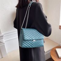 Bag Women's Large Capacity New Trendy Fashion Autumn And Winter Lingge Chain Bag sku image 2