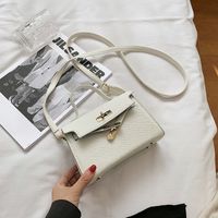 Simple Casual Small Trendy Fashion Retro Handbag Shoulder Messenger Bag sku image 1