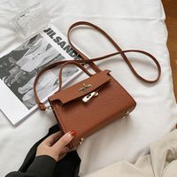 Simple Casual Small Trendy Fashion Retro Handbag Shoulder Messenger Bag sku image 5