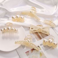 Fashion Geometric Square Heart Shape Arylic Imitation Pearl Hollow Out Hair Claws 1 Piece main image 4