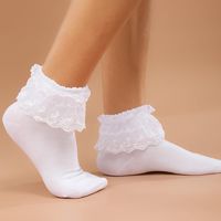 Women's Simple Style Solid Color Cotton Lace Ankle Socks sku image 1
