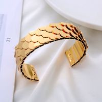 Fashion Waves Metal Plating Women's Bangle main image 6