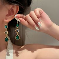 1 Pair Retro Water Droplets Flower Alloy Inlay Rhinestones Zircon Women's Drop Earrings main image 1