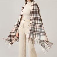 Women's Elegant Plaid Tassel Polyester Printing Winter Scarves main image 3