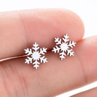 Sweet Snowflake Stainless Steel Flakes Ear Studs 1 Pair sku image 1