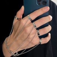 Creative Punk Finger Conjoined Bracelet Detachable Ring Fashion Ornament sku image 2