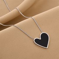 Elegant Heart Shape Titanium Steel Plating Shell Necklace main image 2