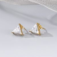 Mode Triangle Acier Au Titane Incruster Zircon Boucles D'oreilles 1 Paire main image 2