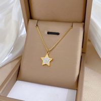 Moda Estrella Acero Titanio Embutido Diamantes De Imitación Collar Colgante 1 Pieza sku image 1