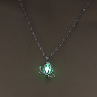 Fashion Cross Heart Shape Alloy Luminous Alloy Unisex Pendant Necklace 1 Piece sku image 4