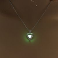 Fashion Heart Shape Alloy Luminous Unisex Pendant Necklace 1 Piece sku image 6