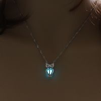Fashion Heart Shape Alloy Luminous Unisex Pendant Necklace 1 Piece sku image 7