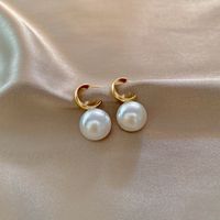 Simple Style Geometric Alloy Plating Artificial Pearls Women's Drop Earrings 1 Pair main image 4