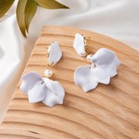 1 Pair Vacation Petal Arylic Pearl Plating Women's Drop Earrings sku image 8