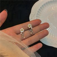 Fashion Geometric Alloy Plating Artificial Pearls Women's Earrings 1 Pair sku image 9