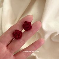 Retro Heart Shape Flower Bow Knot Flocking Inlay Artificial Pearls Rhinestones Women's Earrings 1 Pair sku image 6