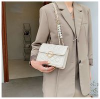 Women's Medium Pu Leather Solid Color Fashion Square Magnetic Buckle Crossbody Bag sku image 4