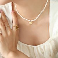 Retro Heart Shape Brass Inlay Artificial Pearls Zircon Pendant Necklace 1 Piece main image 2