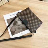 Women's Mini Pu Leather Geometric Vintage Style Square Zipper Crossbody Bag main image 4