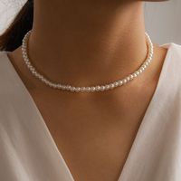 Mode Einfarbig Künstliche Perle Frau Halskette 1 Stück main image 1