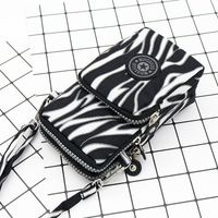 Frau Alle Jahreszeiten Polyester Mode Handy-wallet sku image 21