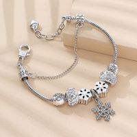 Fashion Snowflake Alloy Copper Beaded Inlay Artificial Rhinestones Women's Bracelets 1 Piece main image 1