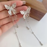 Moda Mariposa Aleación Borla Enchapado Diamantes De Imitación Mujeres Pinzas Para Las Orejas 1 Par sku image 3