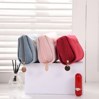 Women's Small All Seasons Polyester Flannel Solid Color Fashion Square Zipper Cosmetic Bag main image 3