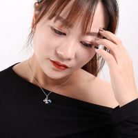 Cute Bear Alloy Gold Plated Crystal Women's Pendant Necklace main image 3