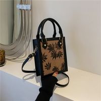 Women's Autumn Pu Leather Canvas Maple Leaf Vintage Style Square Zipper Handbag main image 2