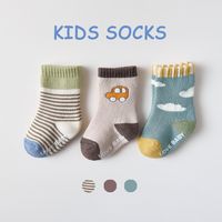 Kid's Cute Round Dots Stripe Solid Color Cotton Jacquard Ankle Socks 1 Pair main image 1