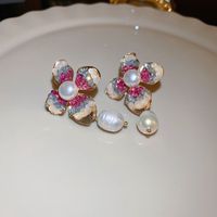 Fashion Flower Copper Inlay Crystal Pearl Ear Studs 1 Pair main image 2